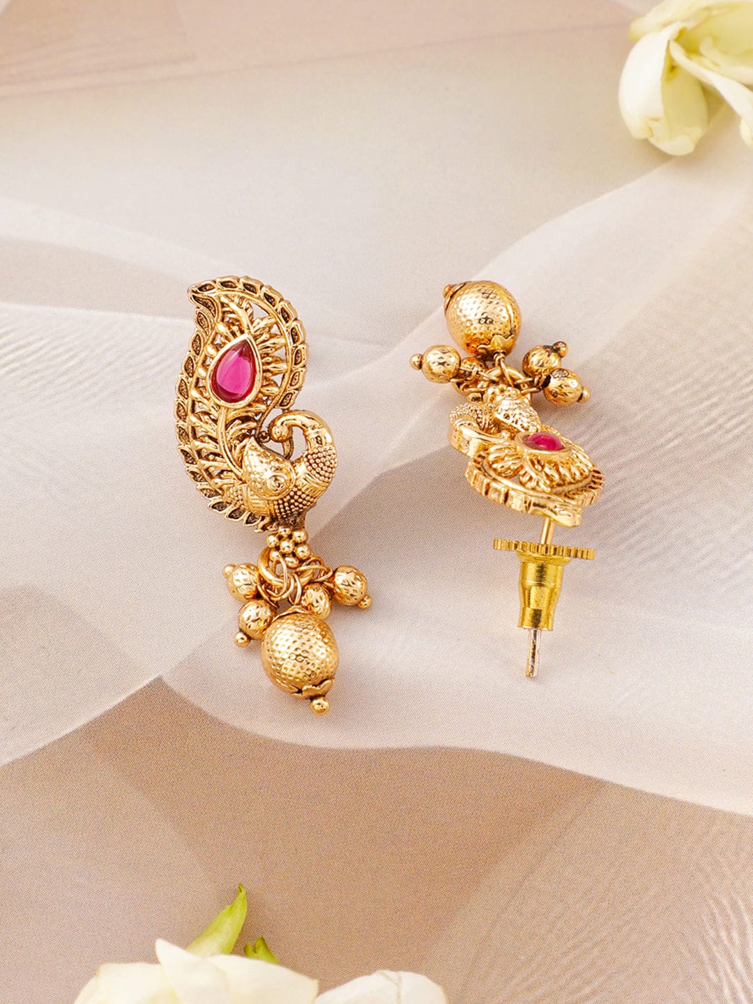 Peacock Motif Golden Necklace Set