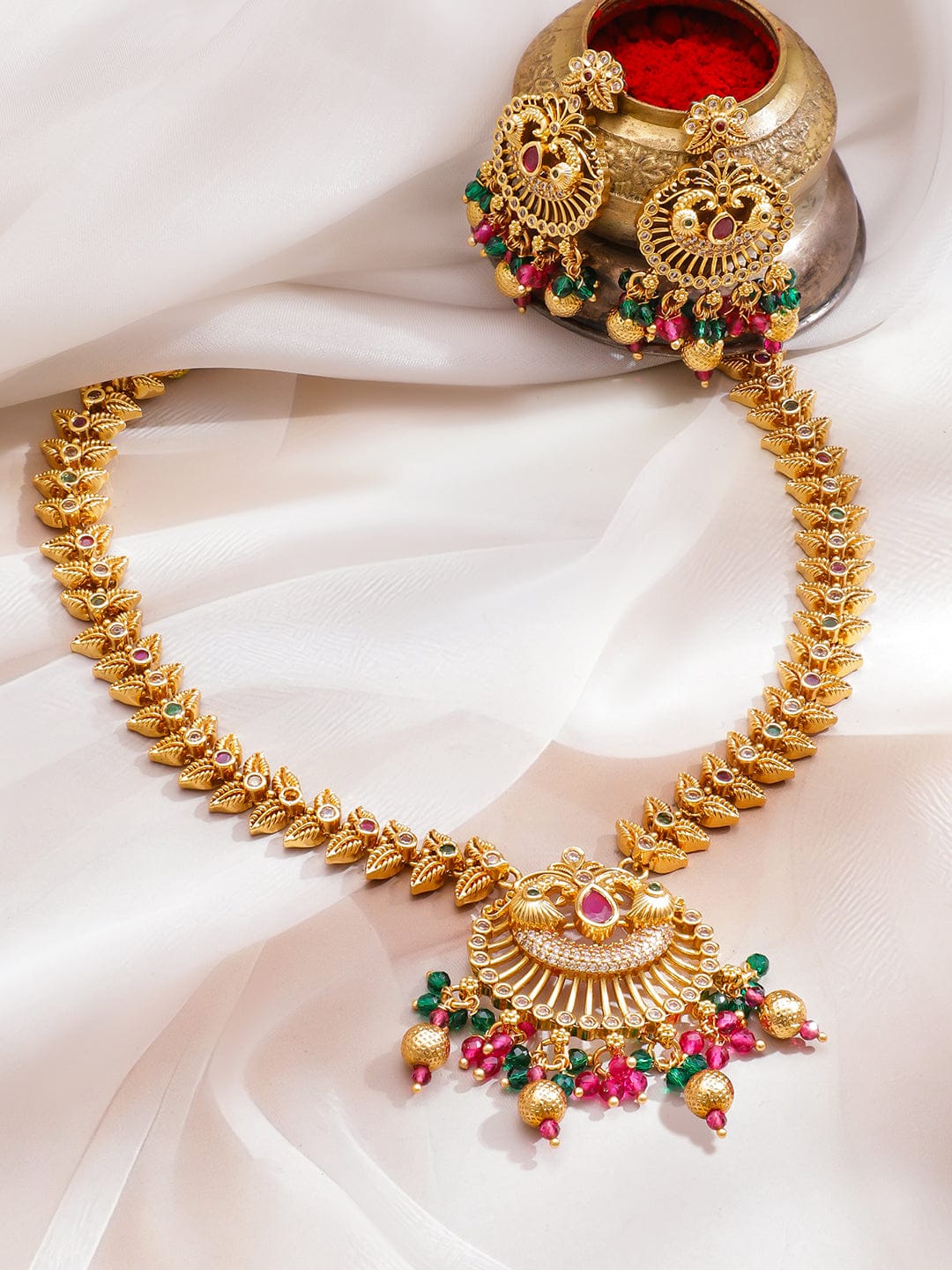 Gold Toned Leaf Design Beaded Necklace Set