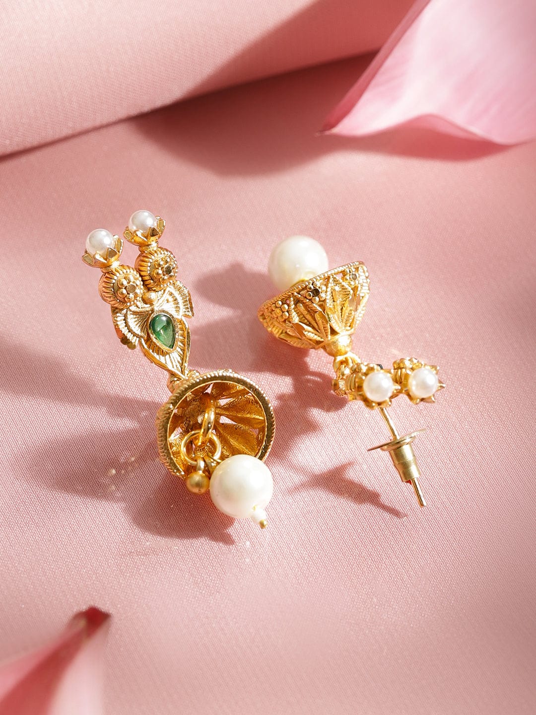 Pearl Studded Gold Necklace Set