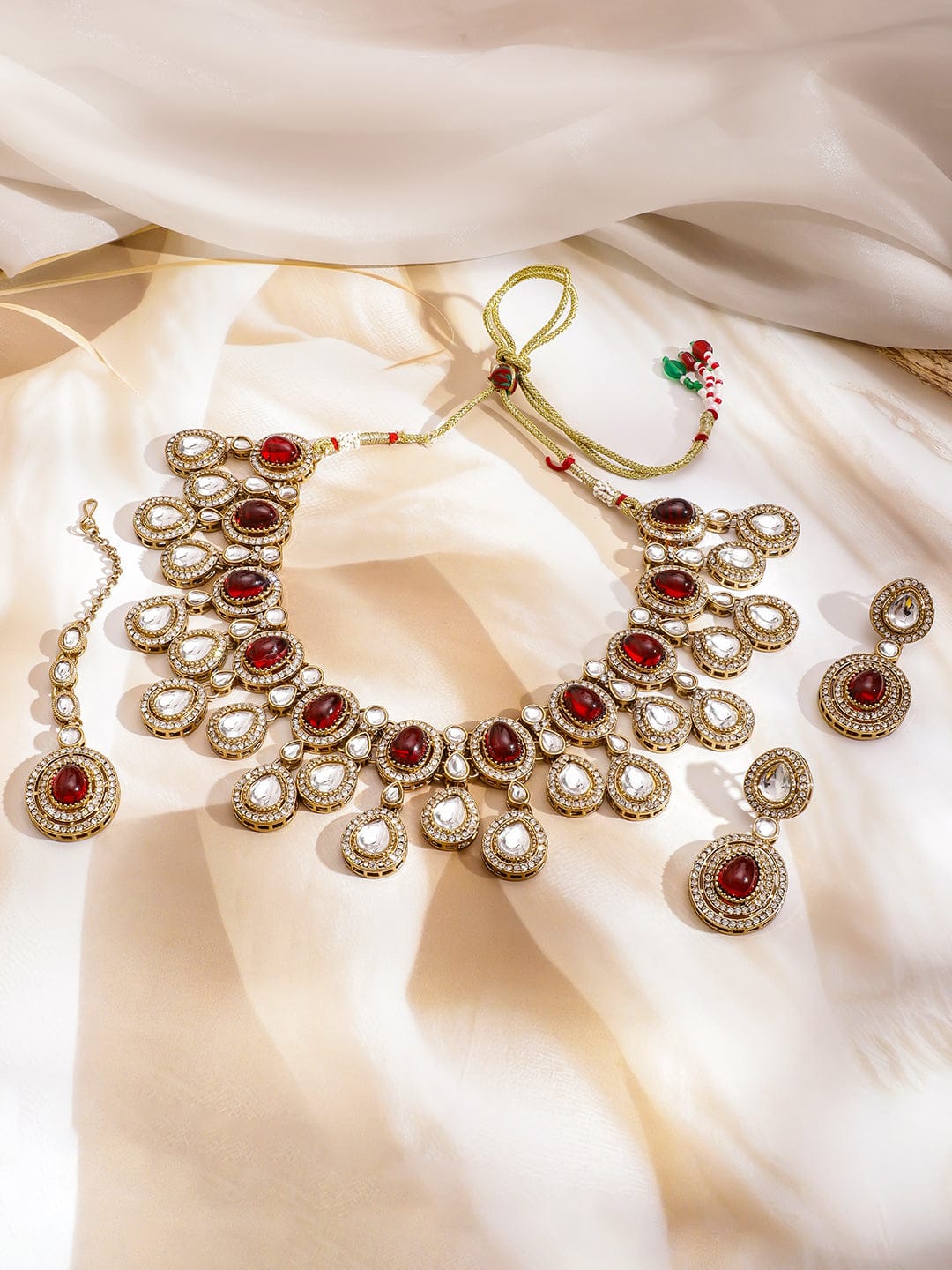 Majestic Kundan Necklace Set