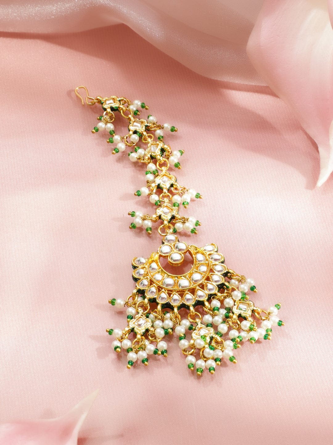 Royal Green Glow Kundan Necklace Set