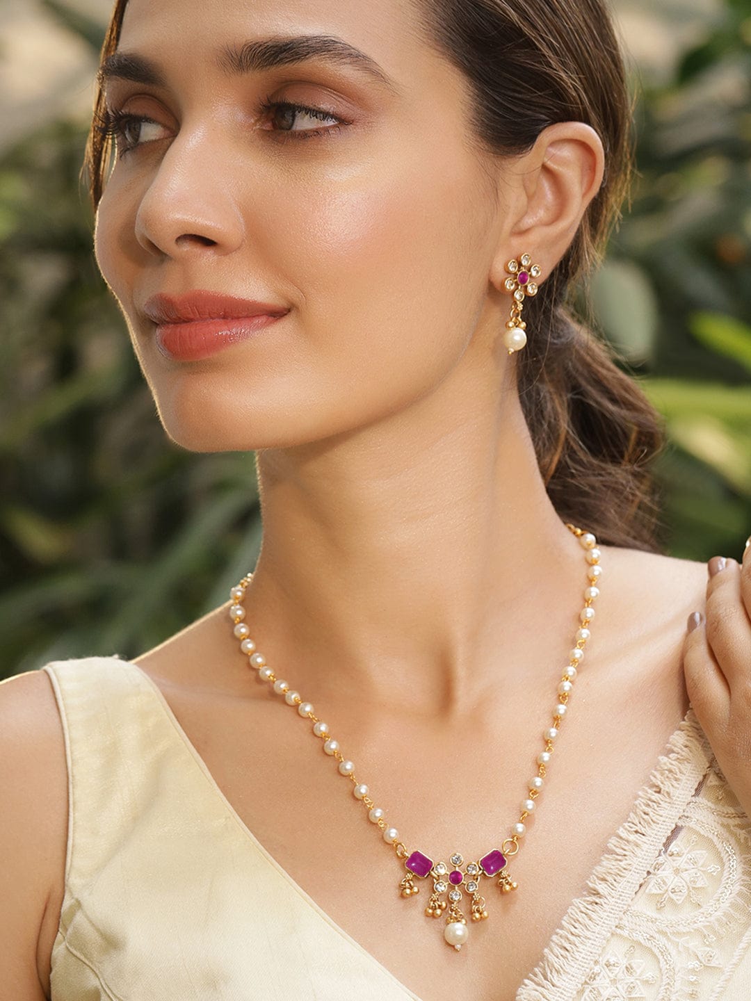 Chic Pearl Beaded Purple Kundan Necklace Set