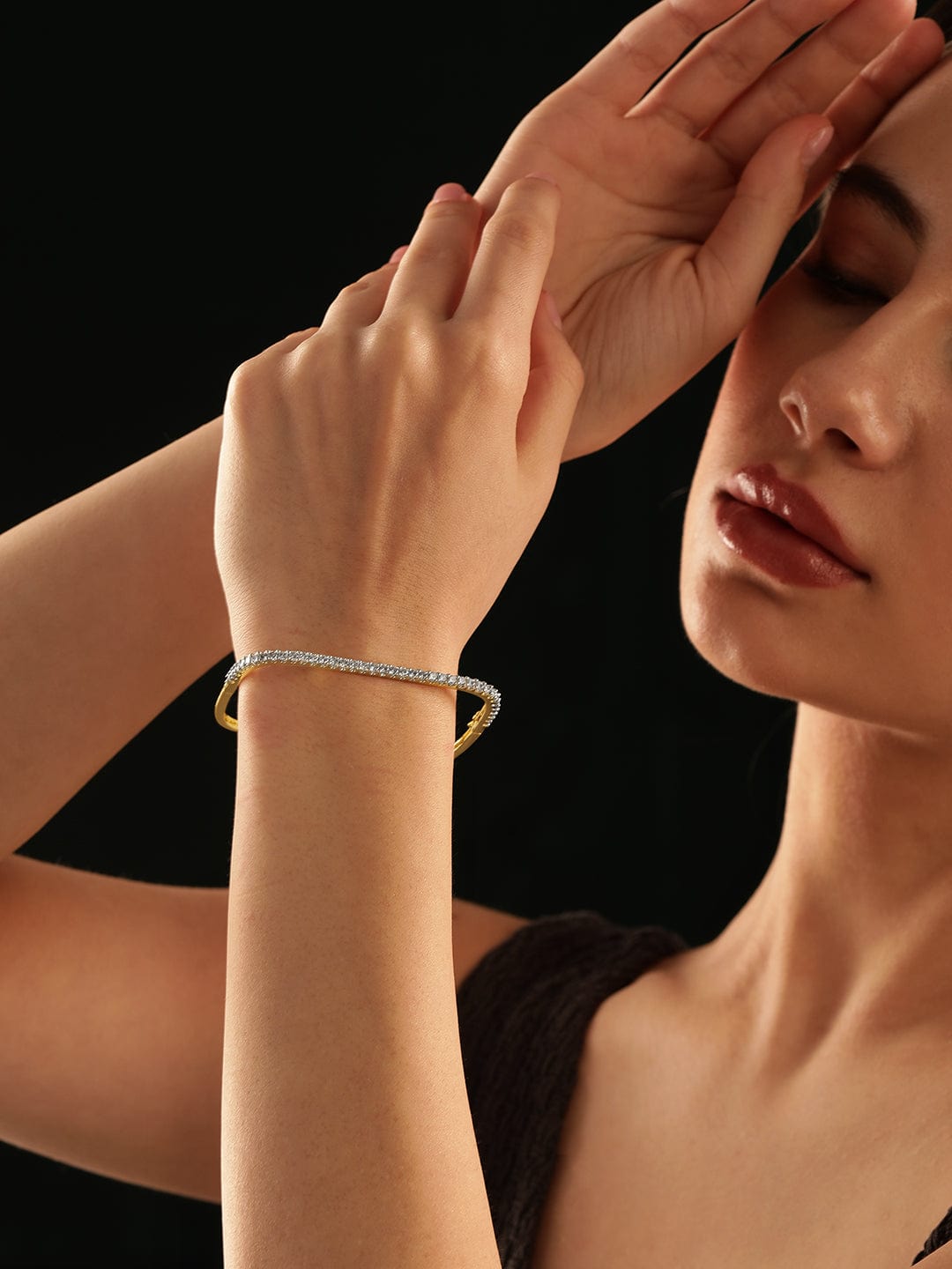 Wentra 22K Gold plated Zirconia studded dainty Classy Bracelet