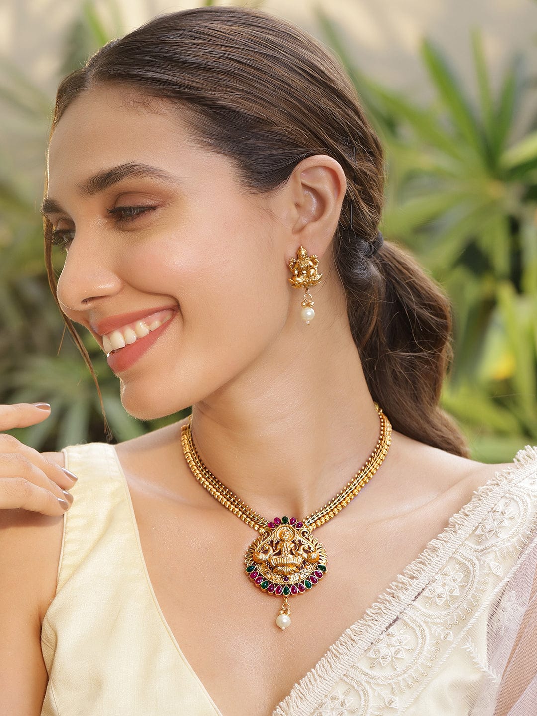 Red & Green Studded Lakshmi Motif Necklace Set