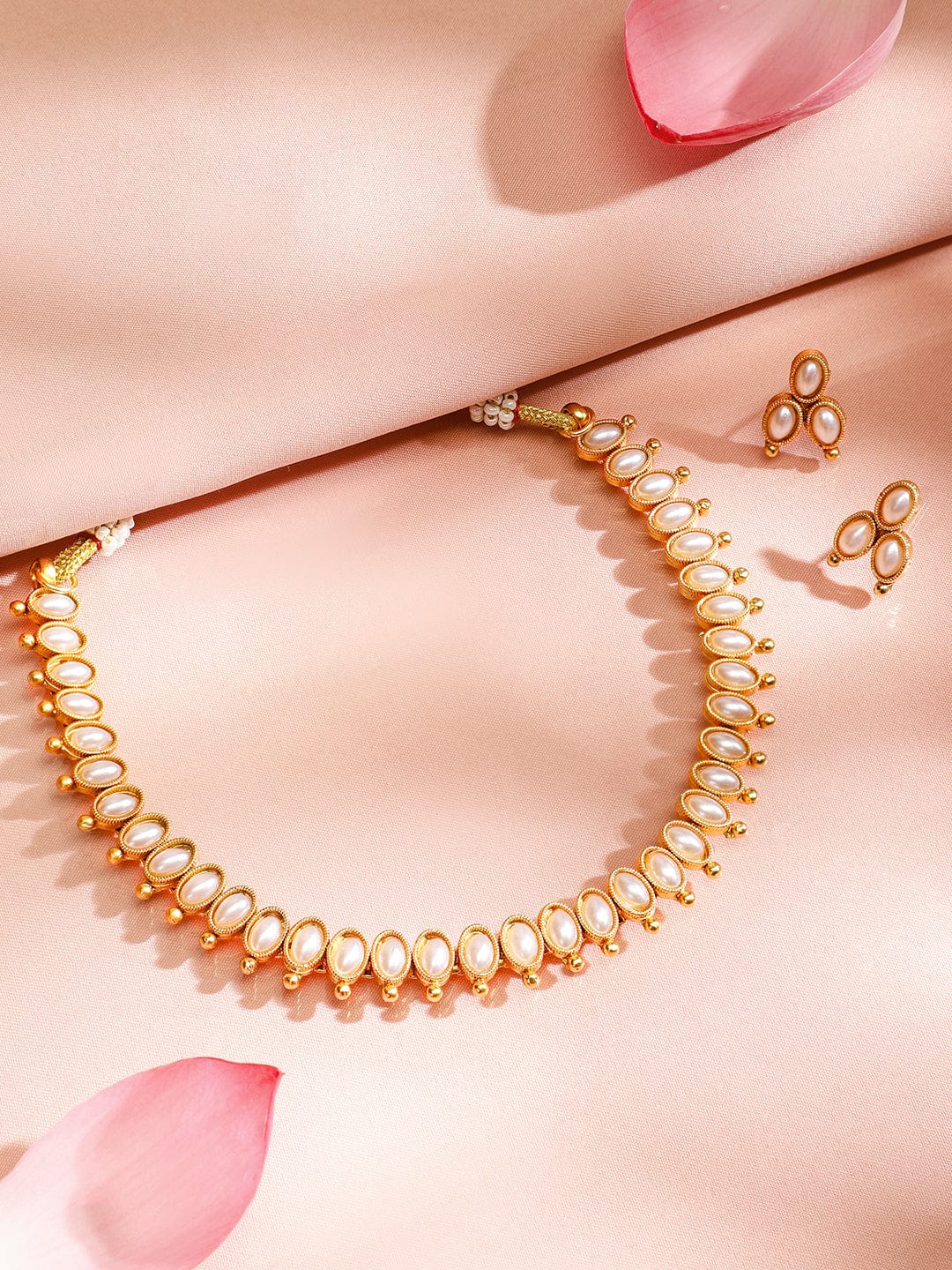 Charming White Gold Plated Short Necklace Set