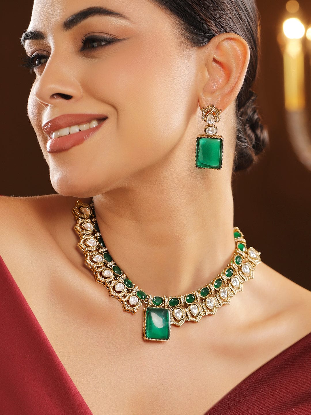 Chic Green Kundan Necklace Set