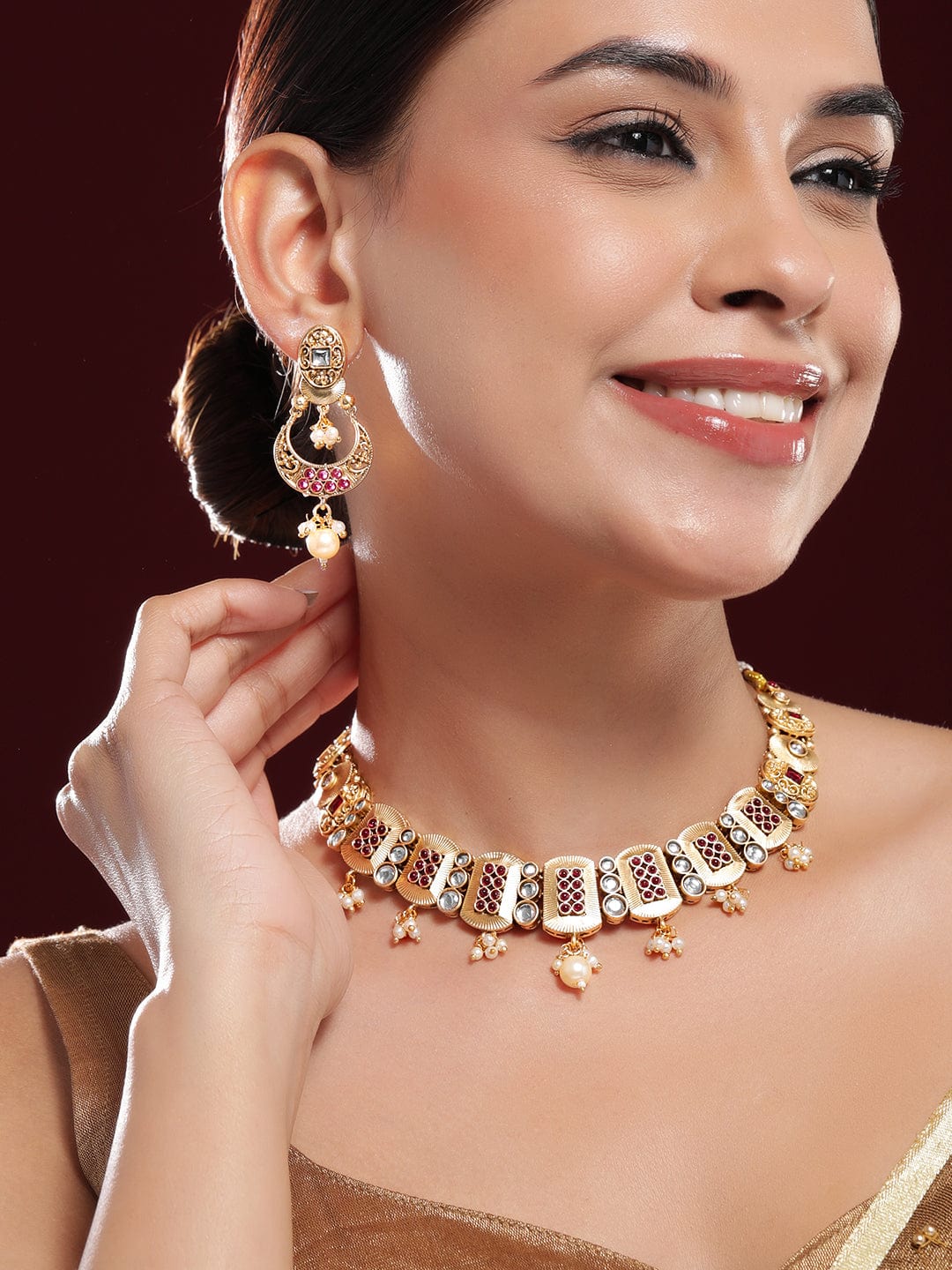 Rectangle Motif Pearl Golden Necklace Set