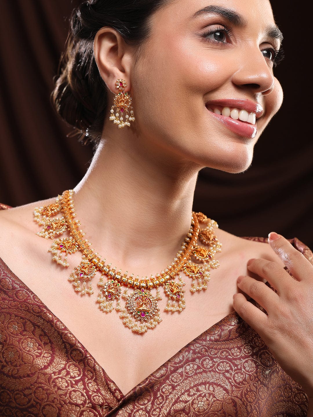 Laxmi Motif Necklace Set with Pearl Detailing