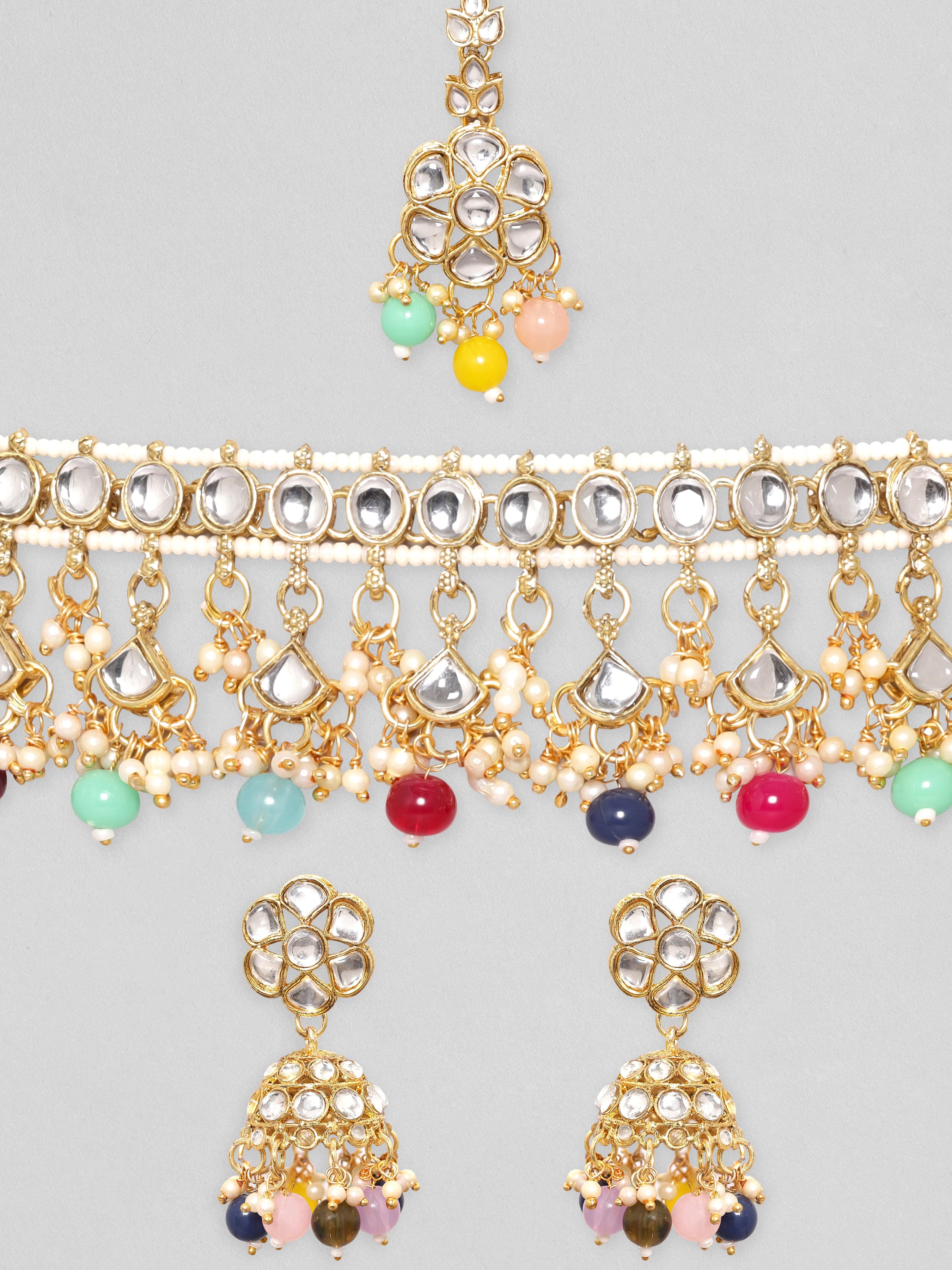 Elegant Hues Kundan Choker Set