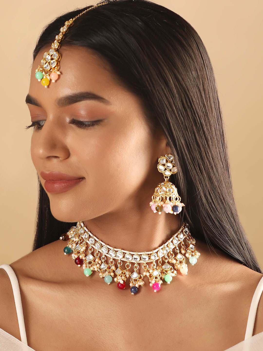 Elegant Hues Kundan Choker Set