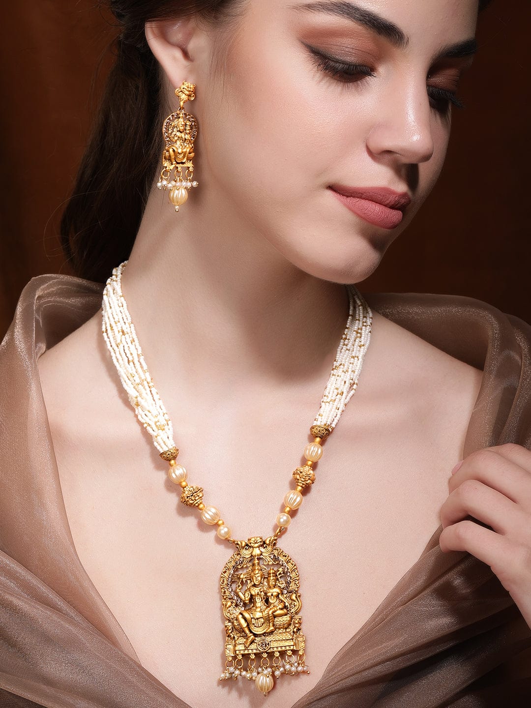 Godess Laxmi Pearl Beaded Temple Necklace Set