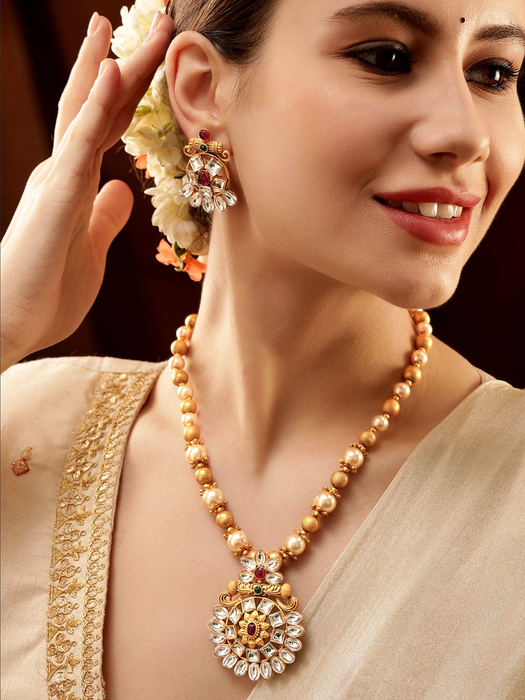 Vintage Tales of Tradition Necklace Set