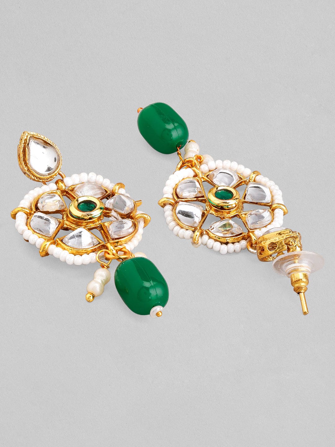 Chic Emerald Glow Necklace Set