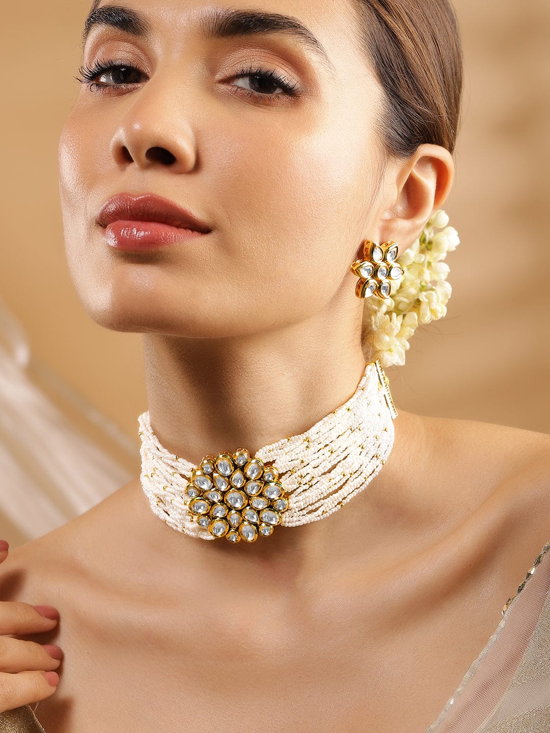 Wentra Luxury 24K Gold Plated Handcrafted Kundan & White Pearls Choker Set