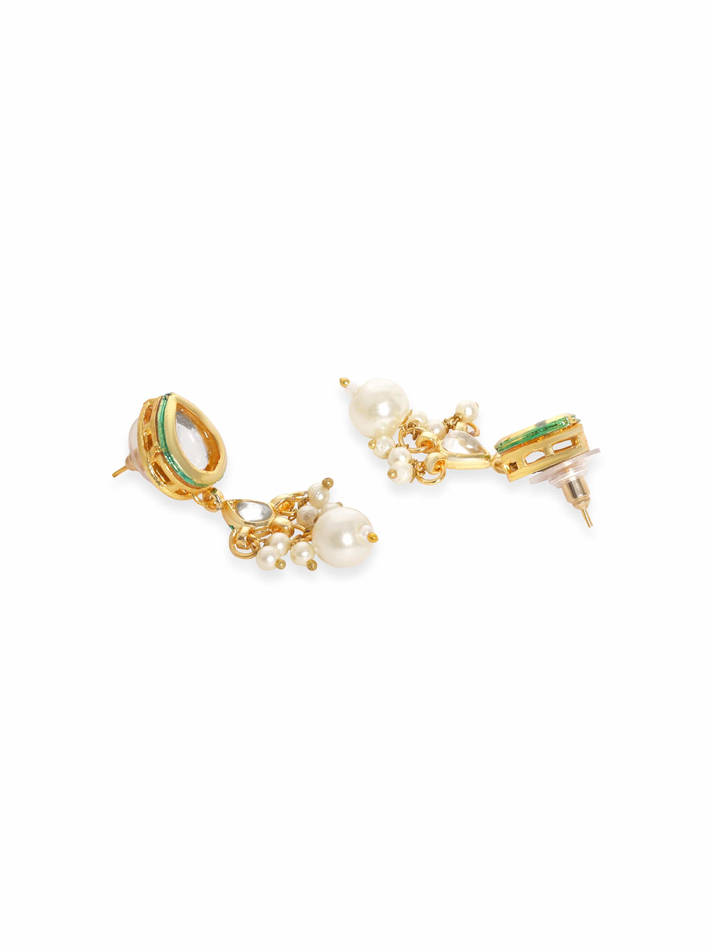 Chic Ivory Glow Pearl Necklace Set