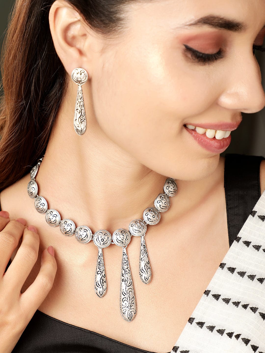 Oxidised Geometric Necklace Set