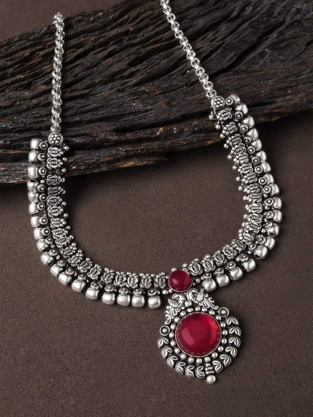 Wentra Oxidised Necklace with Stone
