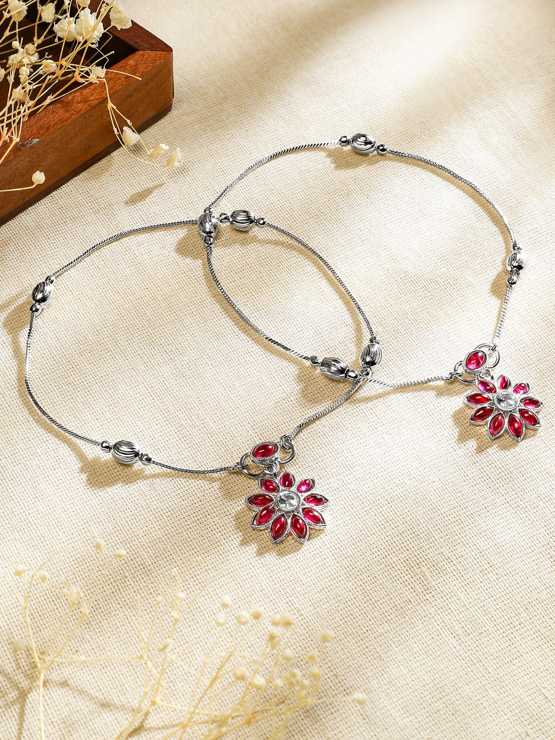 Wentra Oxidised Silver-Plated Ruby Pink & White Kundan Studded Floral Charm Anklet Set of 2 for Women