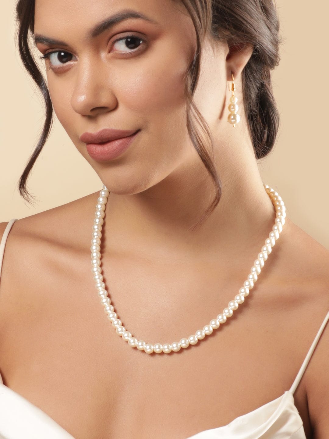 Stunning Pearls Long Necklace Set