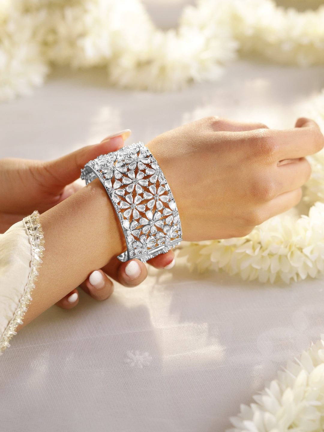 Wentra Rhodium-Plated AAA Cubic Zirconia Studded Handcrafted Openable Premium Bracelet