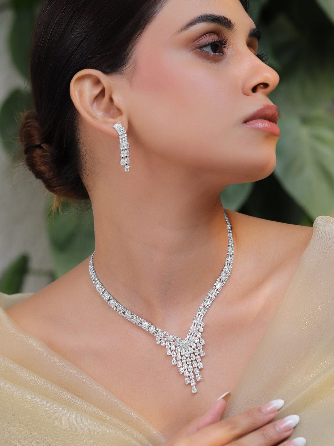 Studded Necklace Set In American Diamond Zirconia