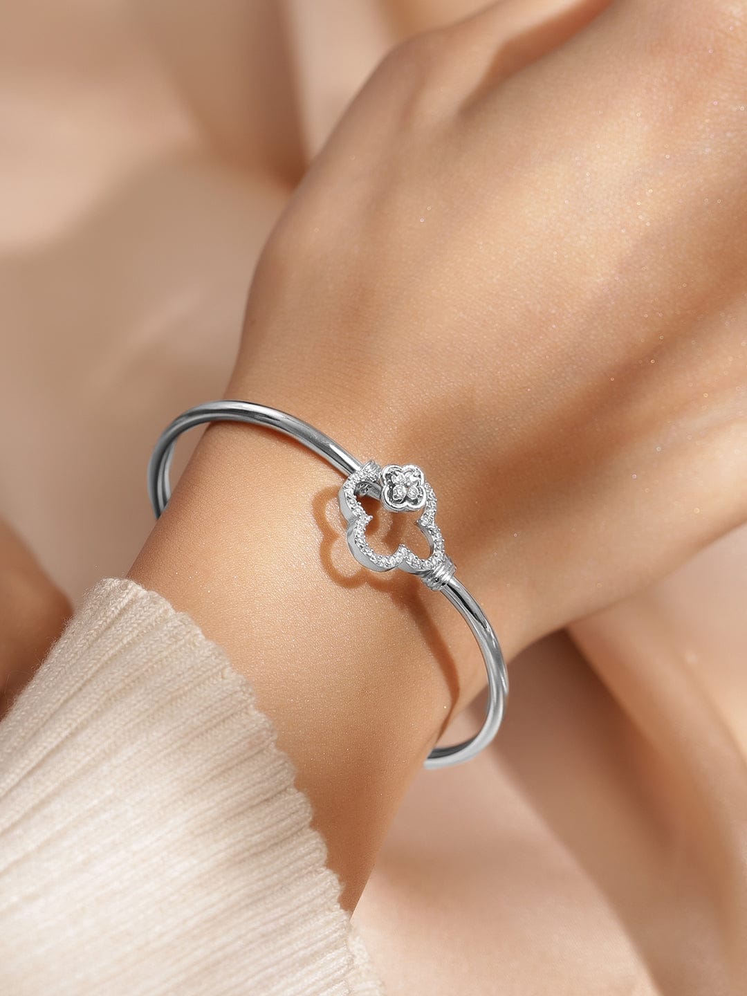 Wentra Rhodium-Plated Crystal Zirconia Studded Clover Motif Sleek Bracelet