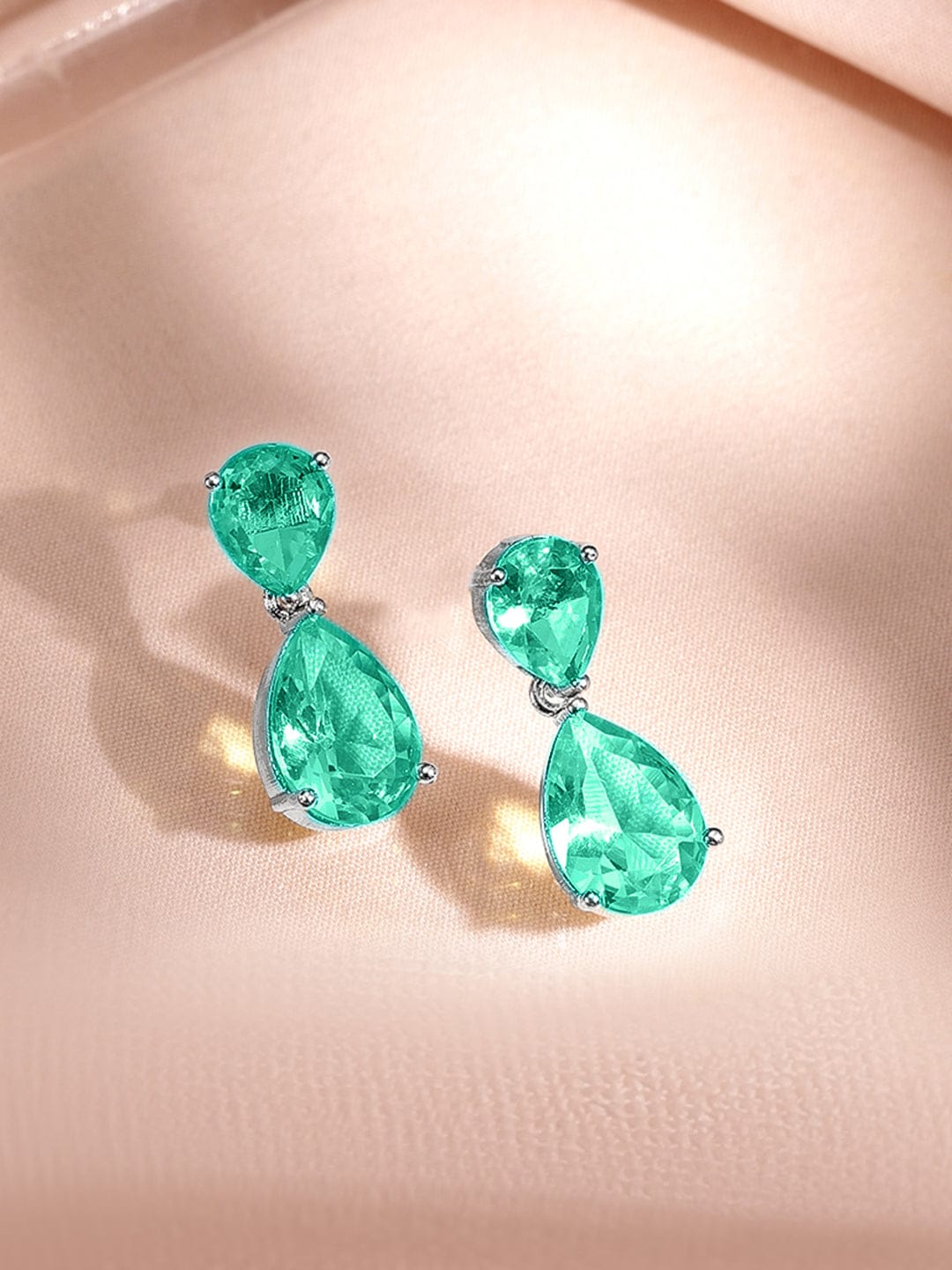 Minimal Emerald Green Crystal Necklace Set