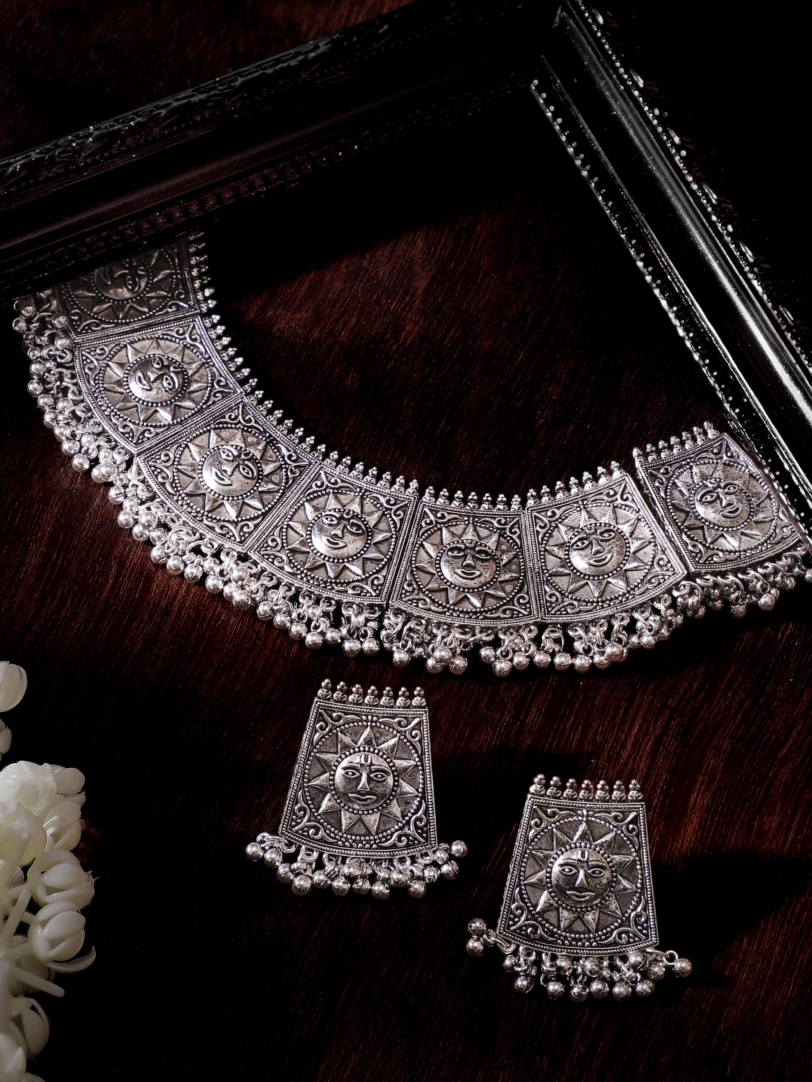 Oxidized Sun Motif Engraved Beaded Choker Set