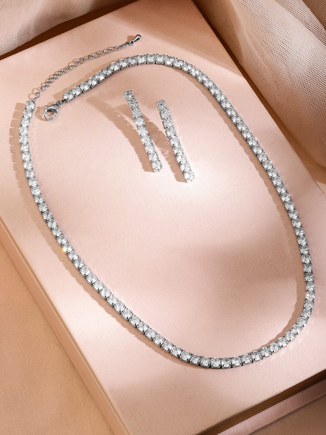 Studded White Necklace Set