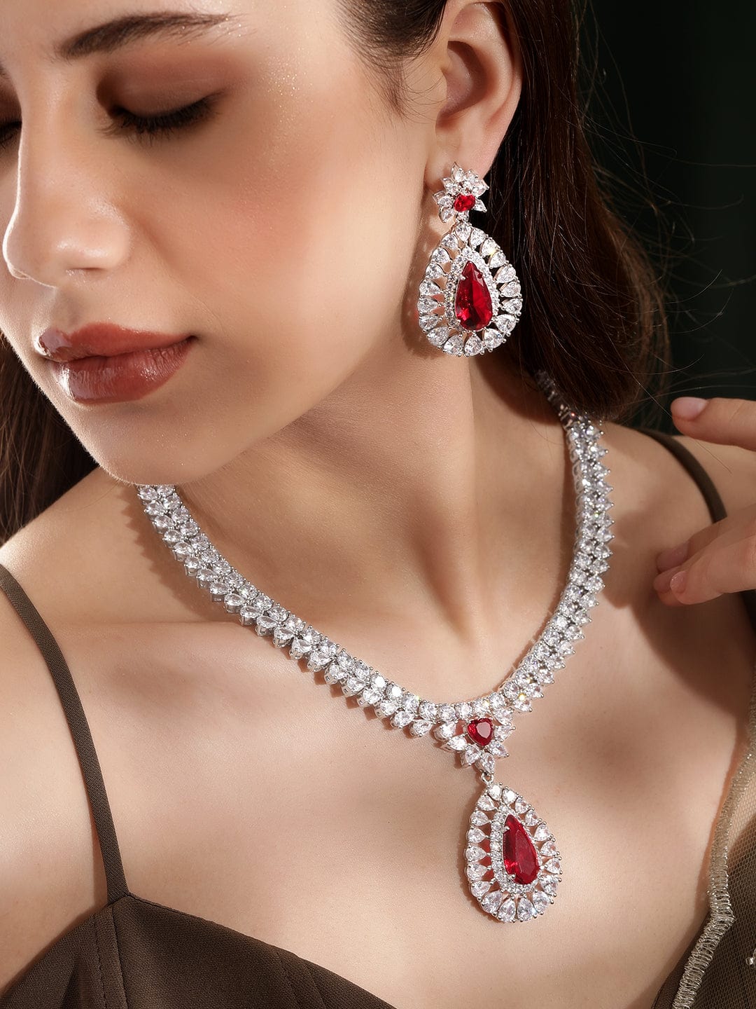 Wentra Rhodium Plated Yellow Sapphire Zirconia Sleek Necklace Set