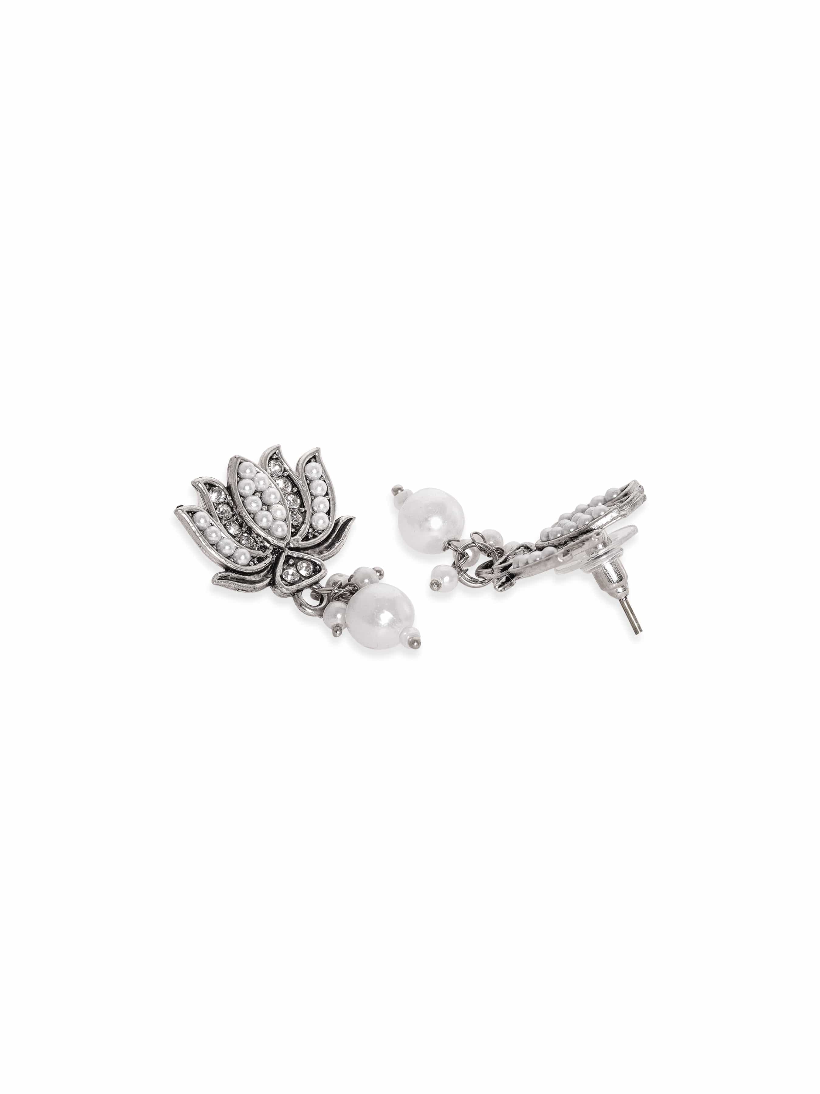 Floral Motif Oxidised Pearl Necklace Set