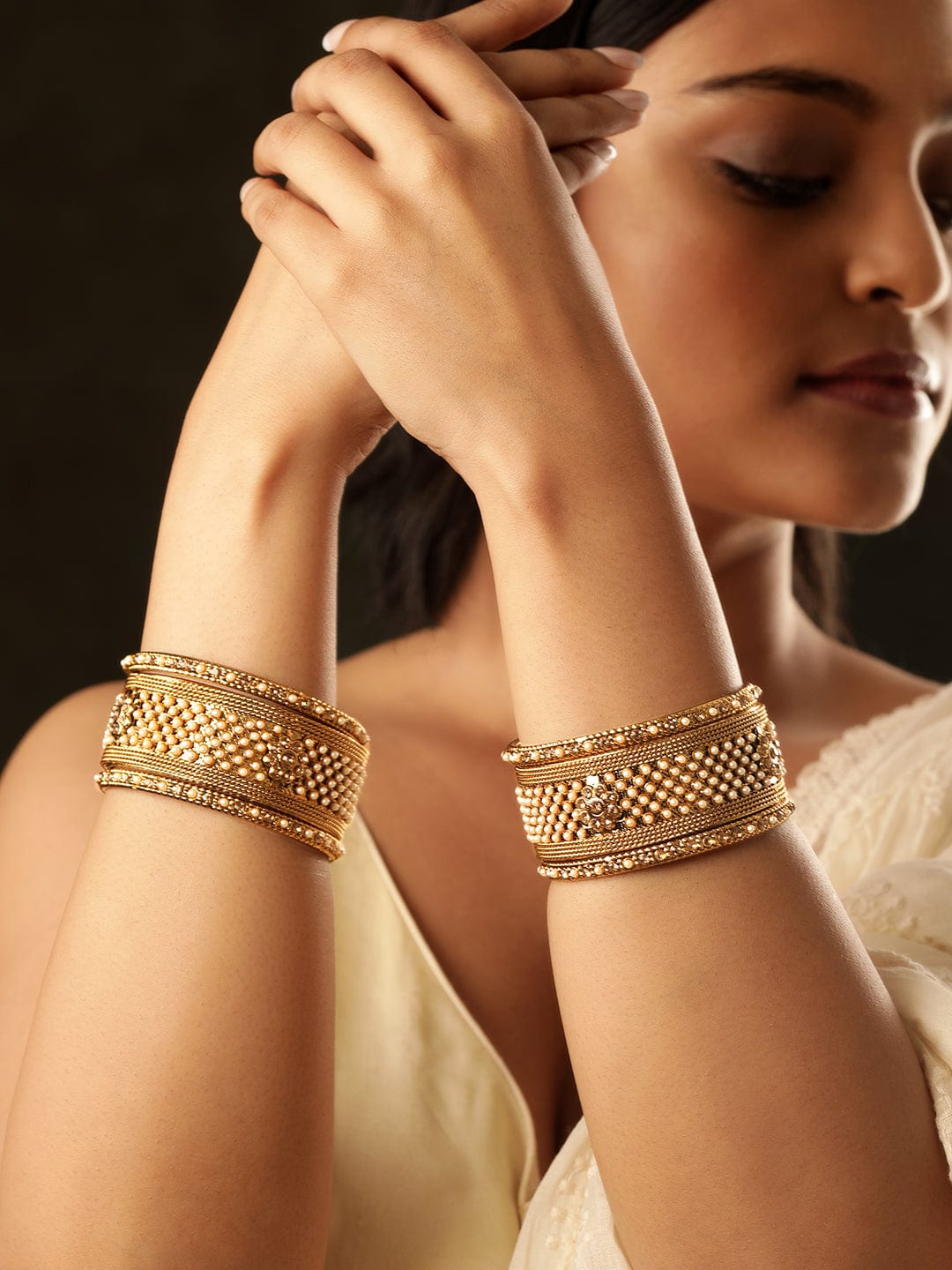 Wentra Set of 6 Gold Plated Pearl & Stone Studded Traditional Handcrafted Bangles