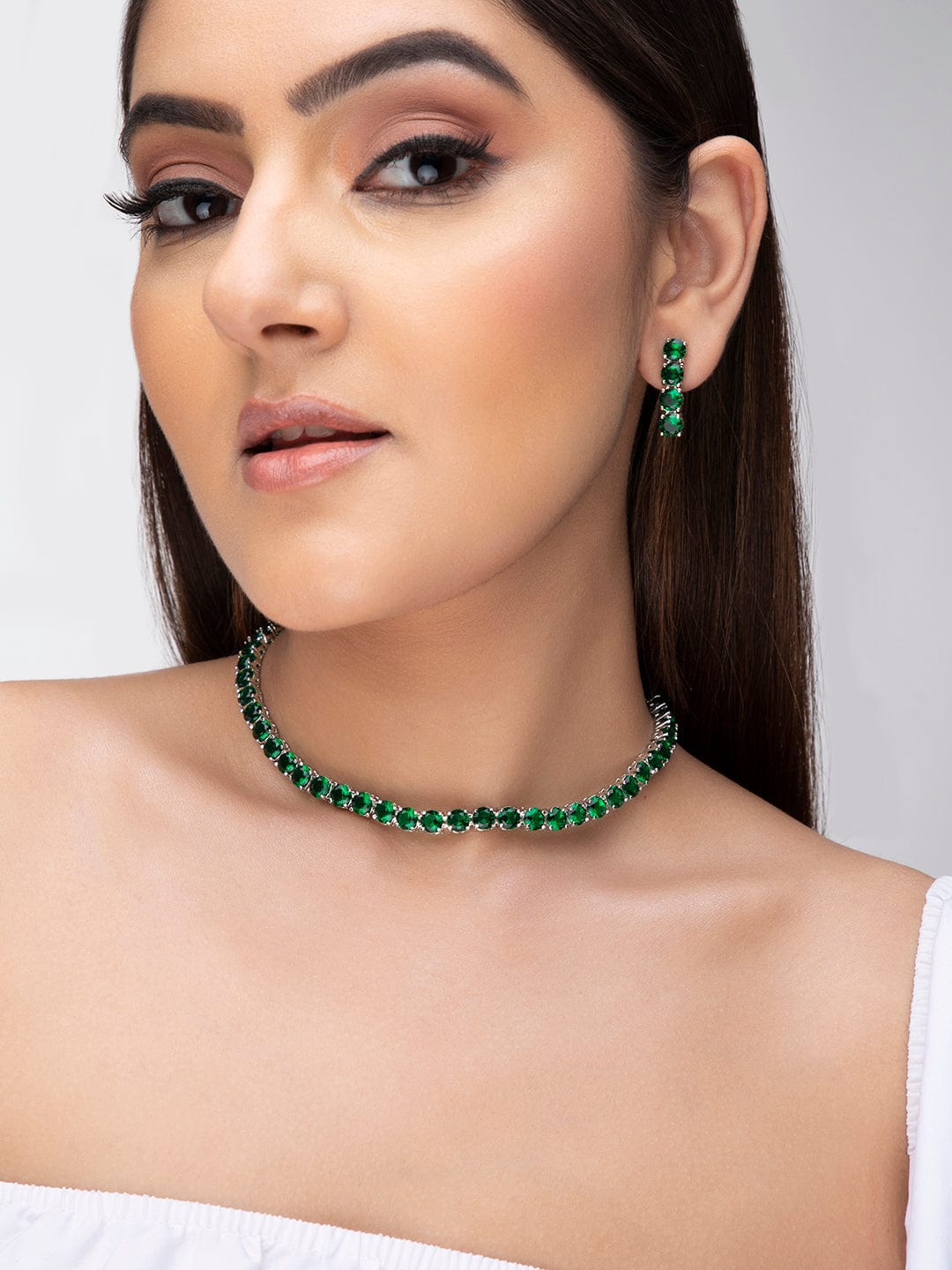 Silver Toned Green Necklace Set