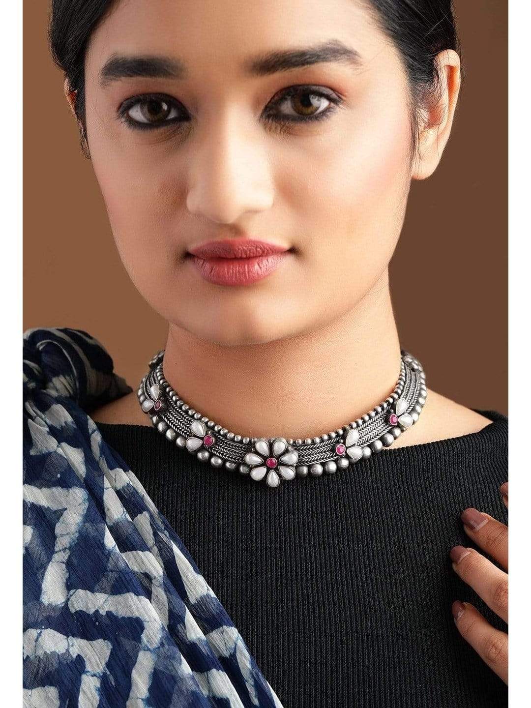 Wentra Silver Plated Handcrafted Oxidised Floral Choker