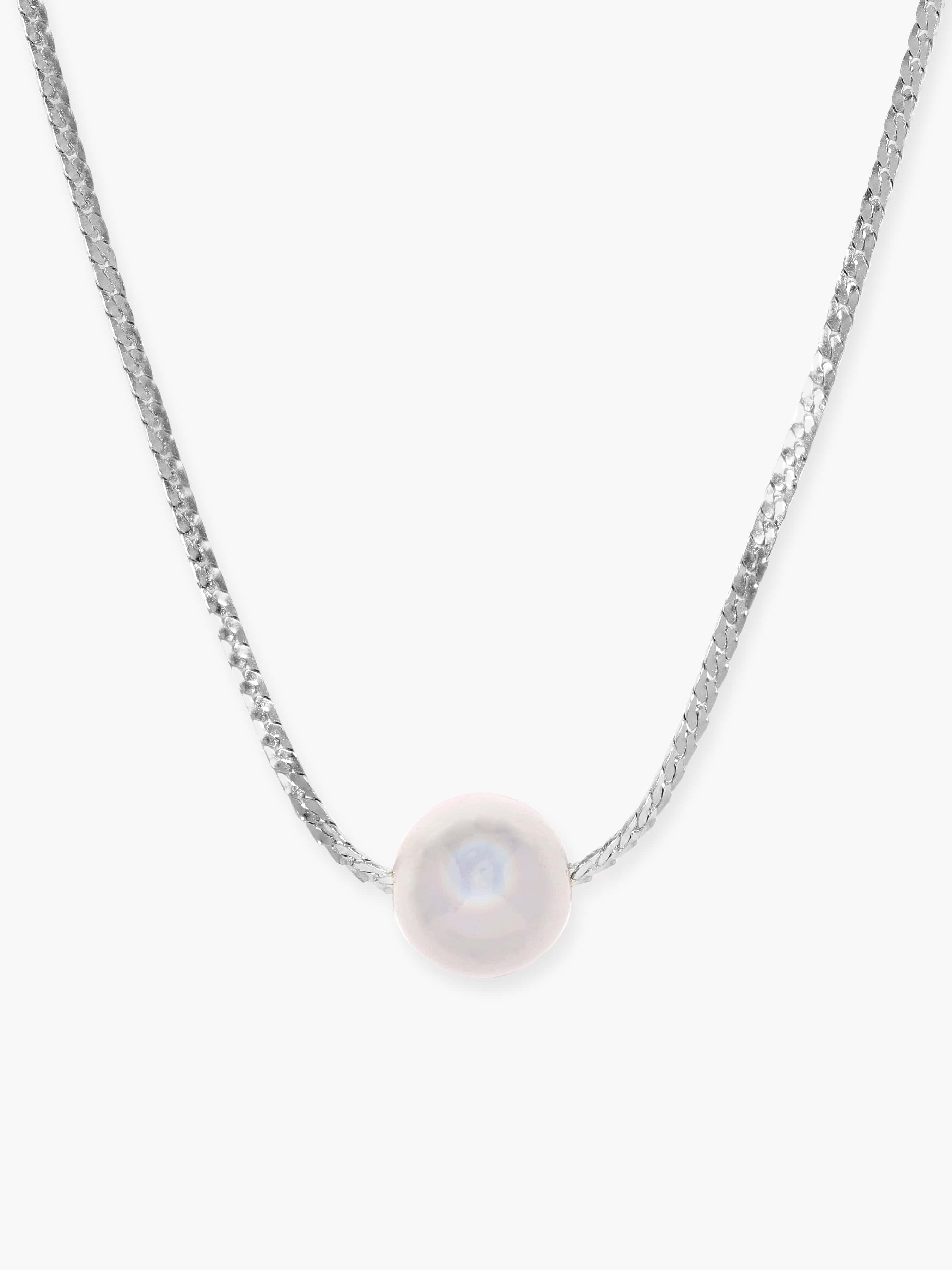 Soft Radiance Pearl Necklace