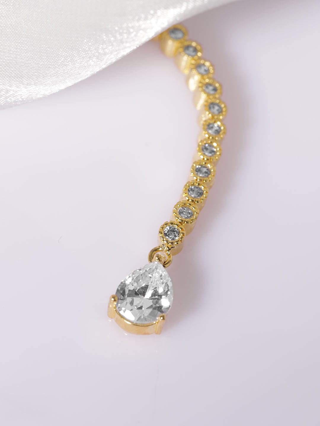 Gleaming Maang Tikka American Diamond