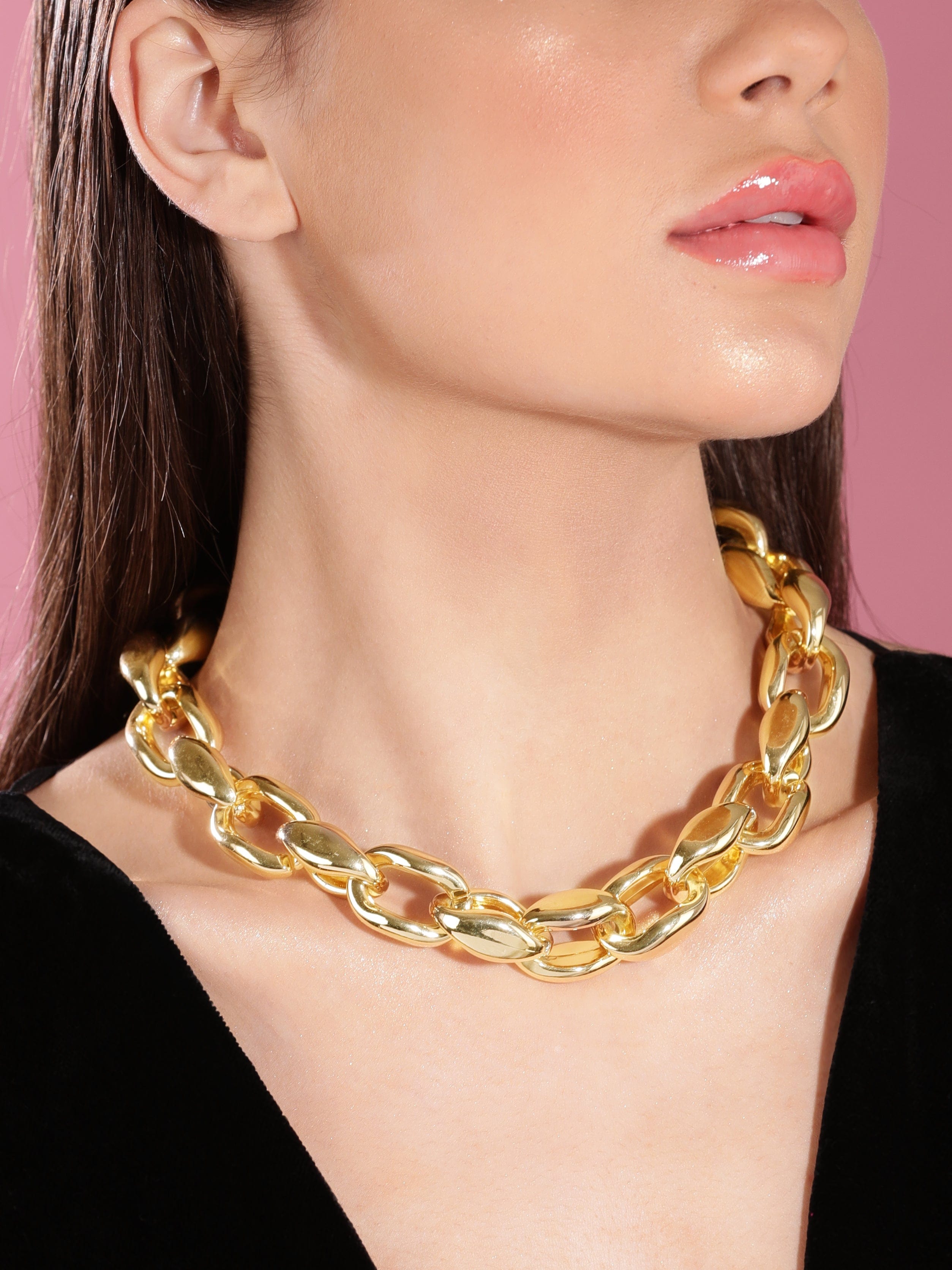 Wentra Voguish 18K Gold Plated Link Chain Choker Necklace