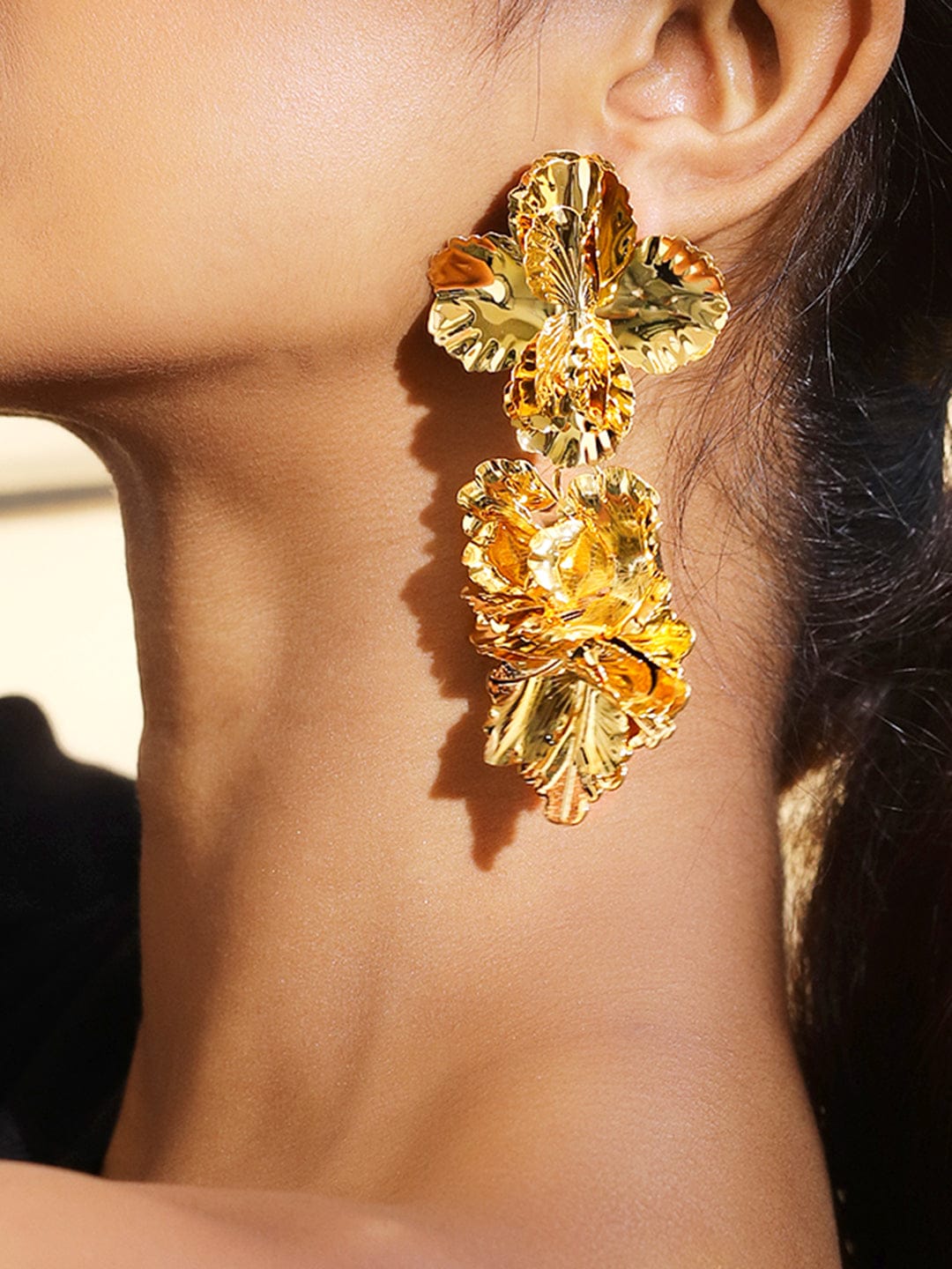 Gold Toned Leaf Motif Dangler Earrings
