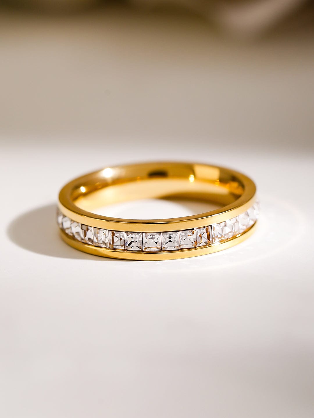Gold-plated American Diamond Zirconia Sleek Band