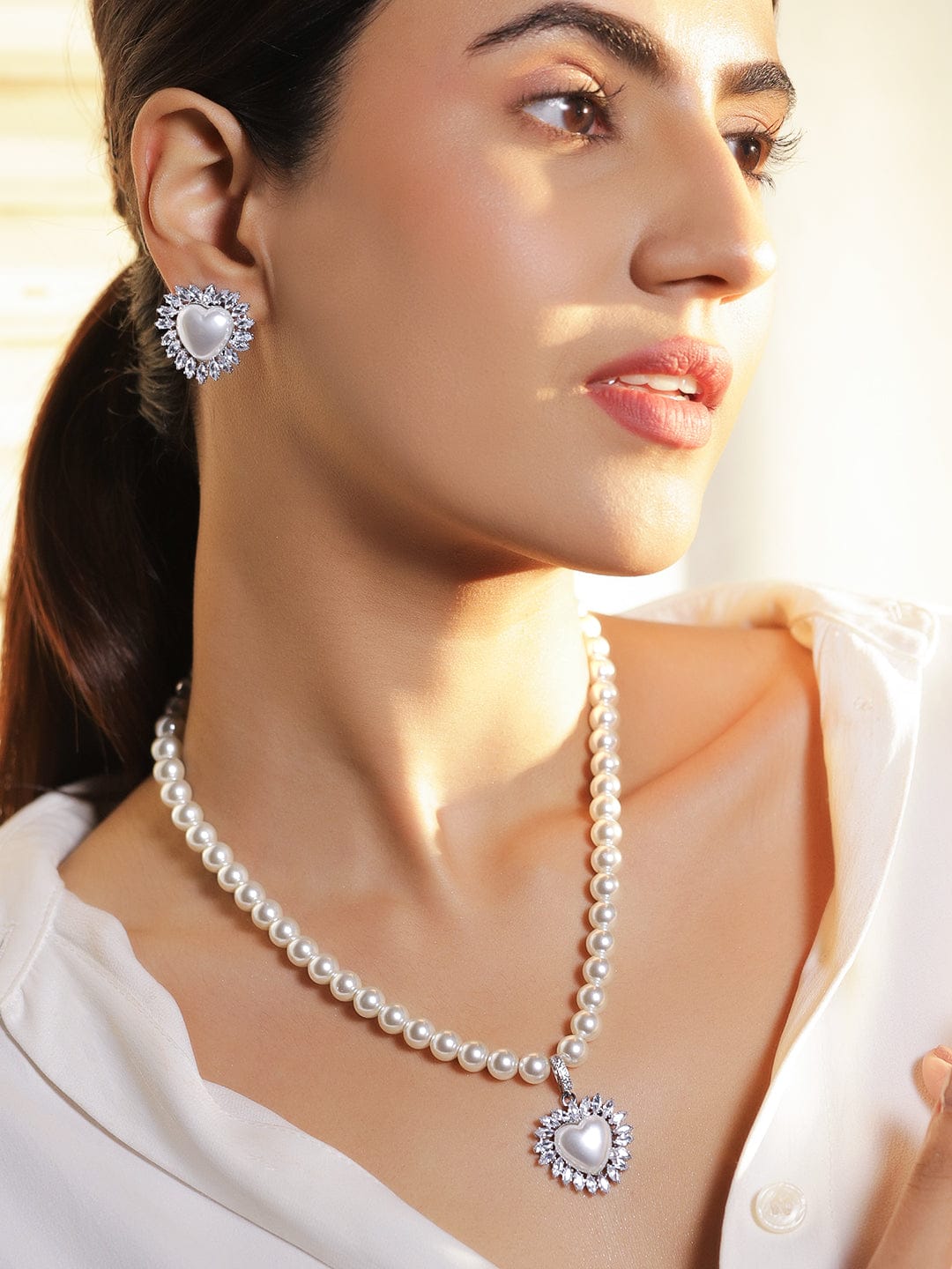 Regal Pearl Crystal Necklace Set