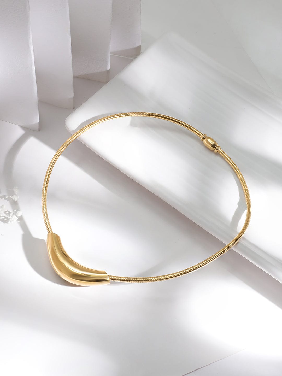 Abstract Organic Bar Gold Necklace