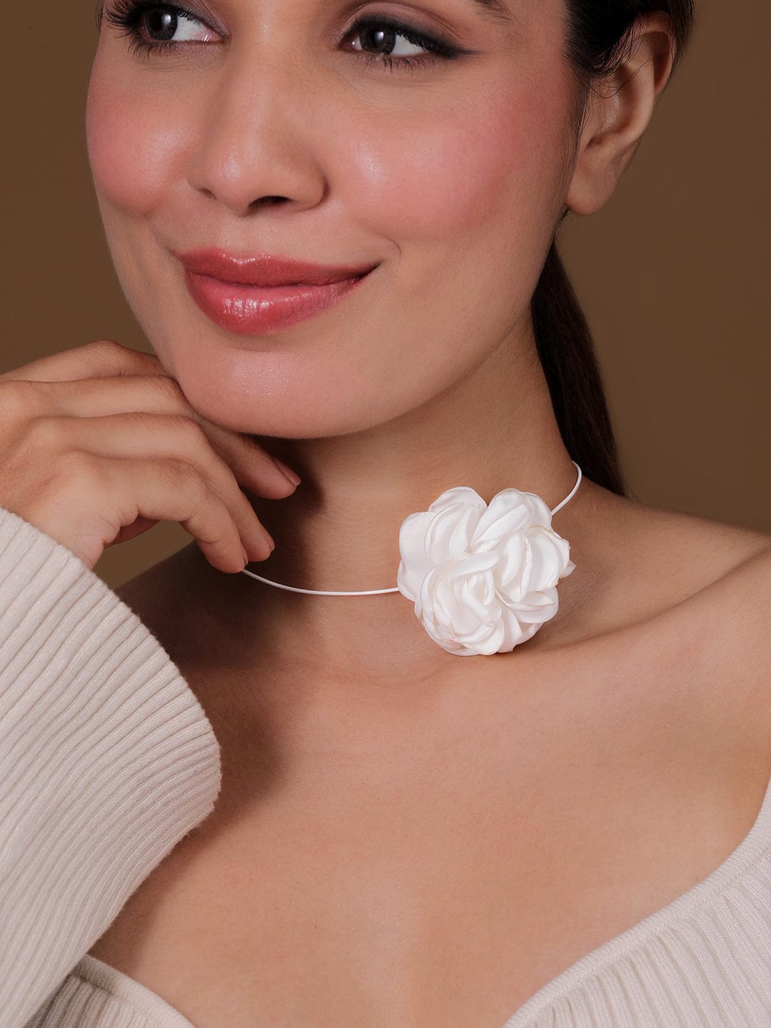 White Flower Accent Cord Choker Set