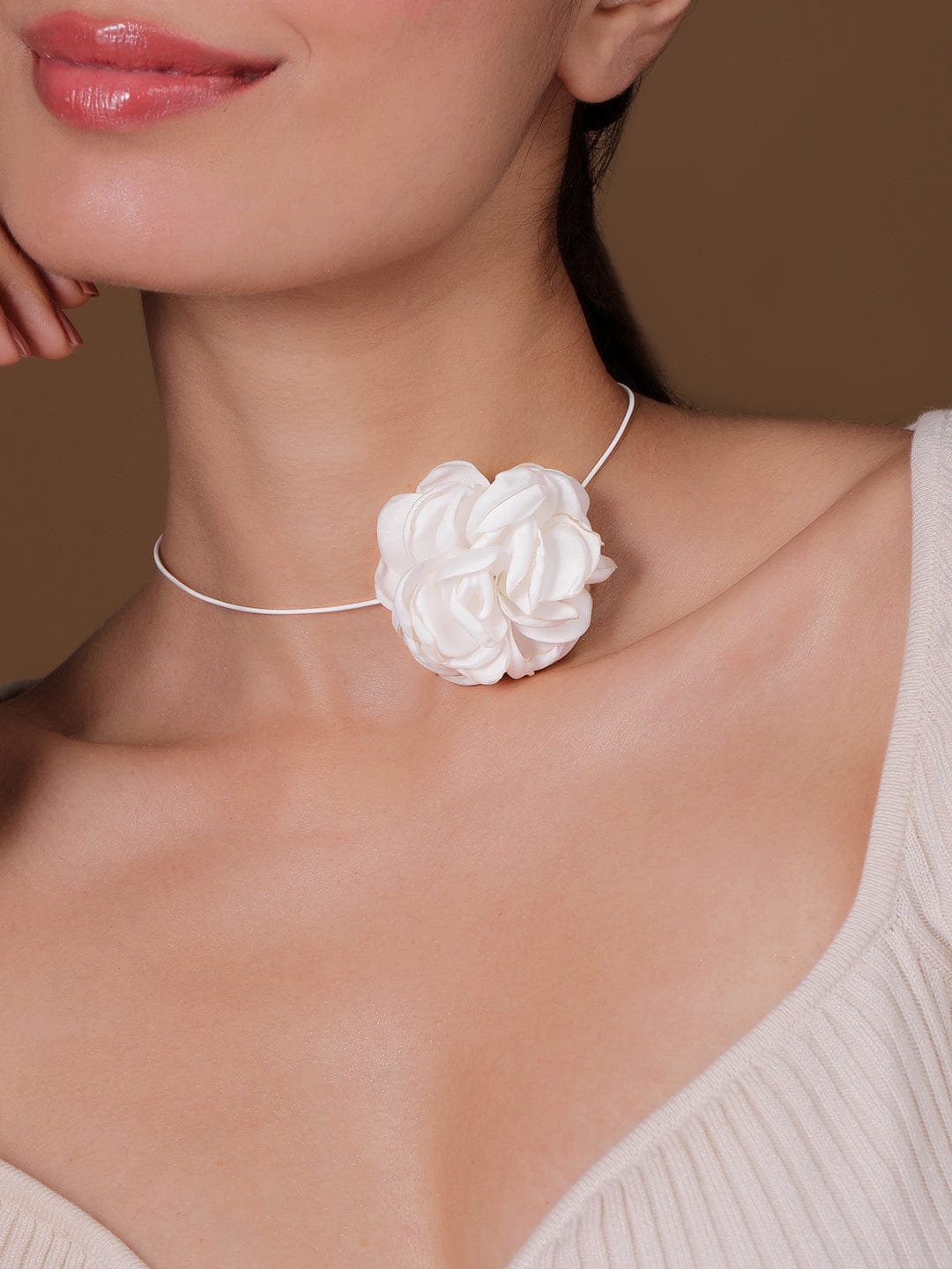 White Flower Accent Cord Choker Set