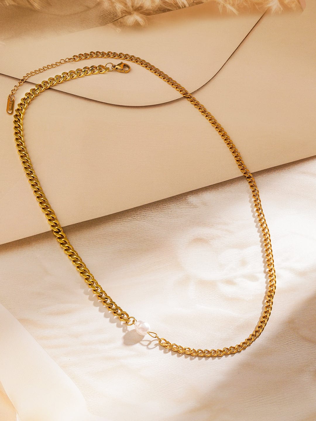 Simple Curb Necklace with Pearl Charm