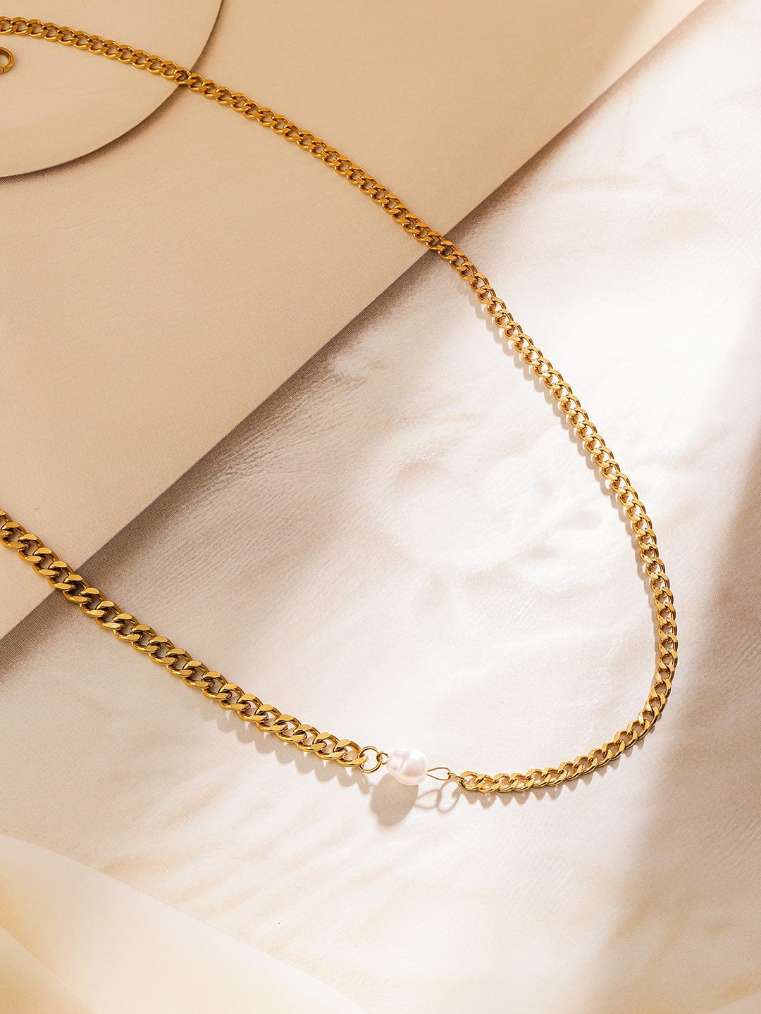 Simple Curb Necklace with Pearl Charm