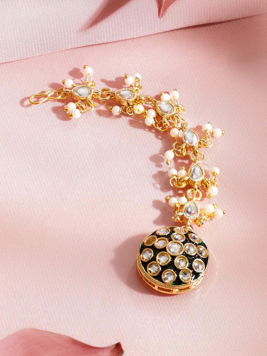 Urban Glow Kundan Green Choker Set