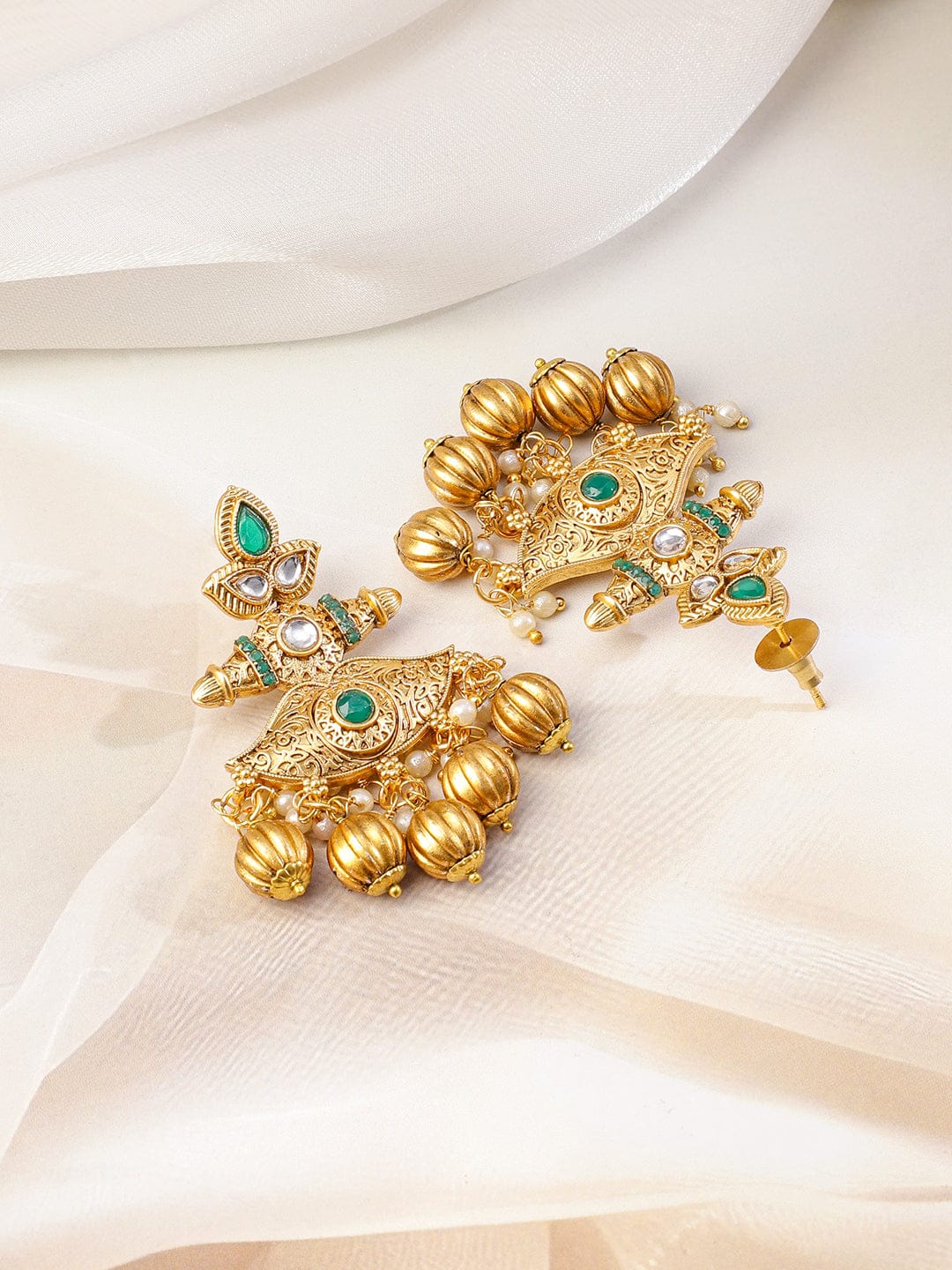 Vintage Luxe Green & Golden Necklace Set