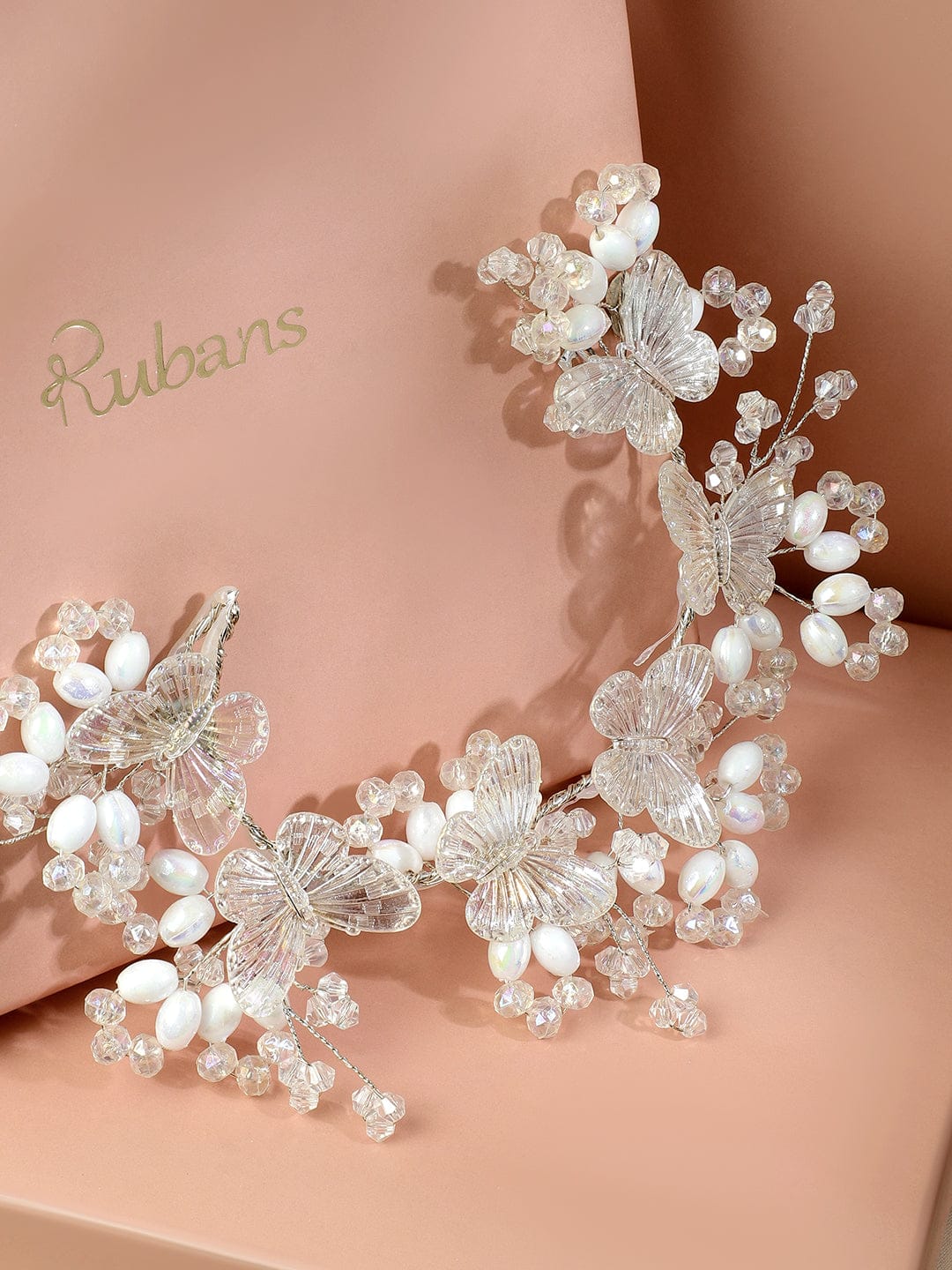 White Garden beaded hair accessory